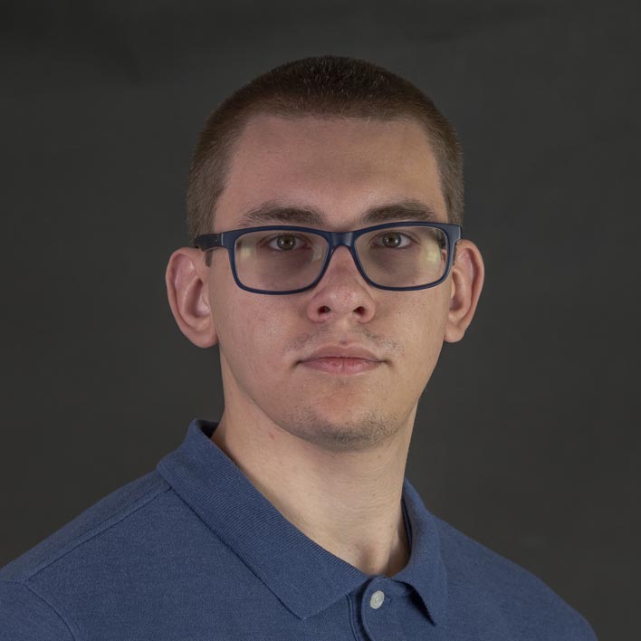 A photo of the artist, Kevin Macha